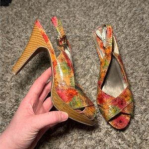 Vintage Audrey Brooke Floral Slingback Peep-Toe Heels in Orange